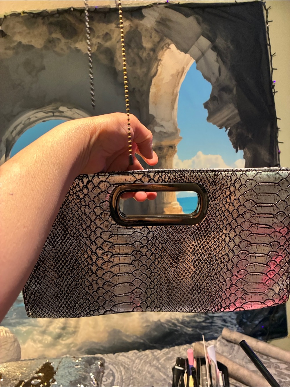 #30-Express shinny silver handbag. magnetic closure, Man-made materials
